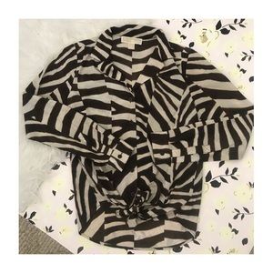 ‼️SALE‼️MK Patterned Collared Blouse